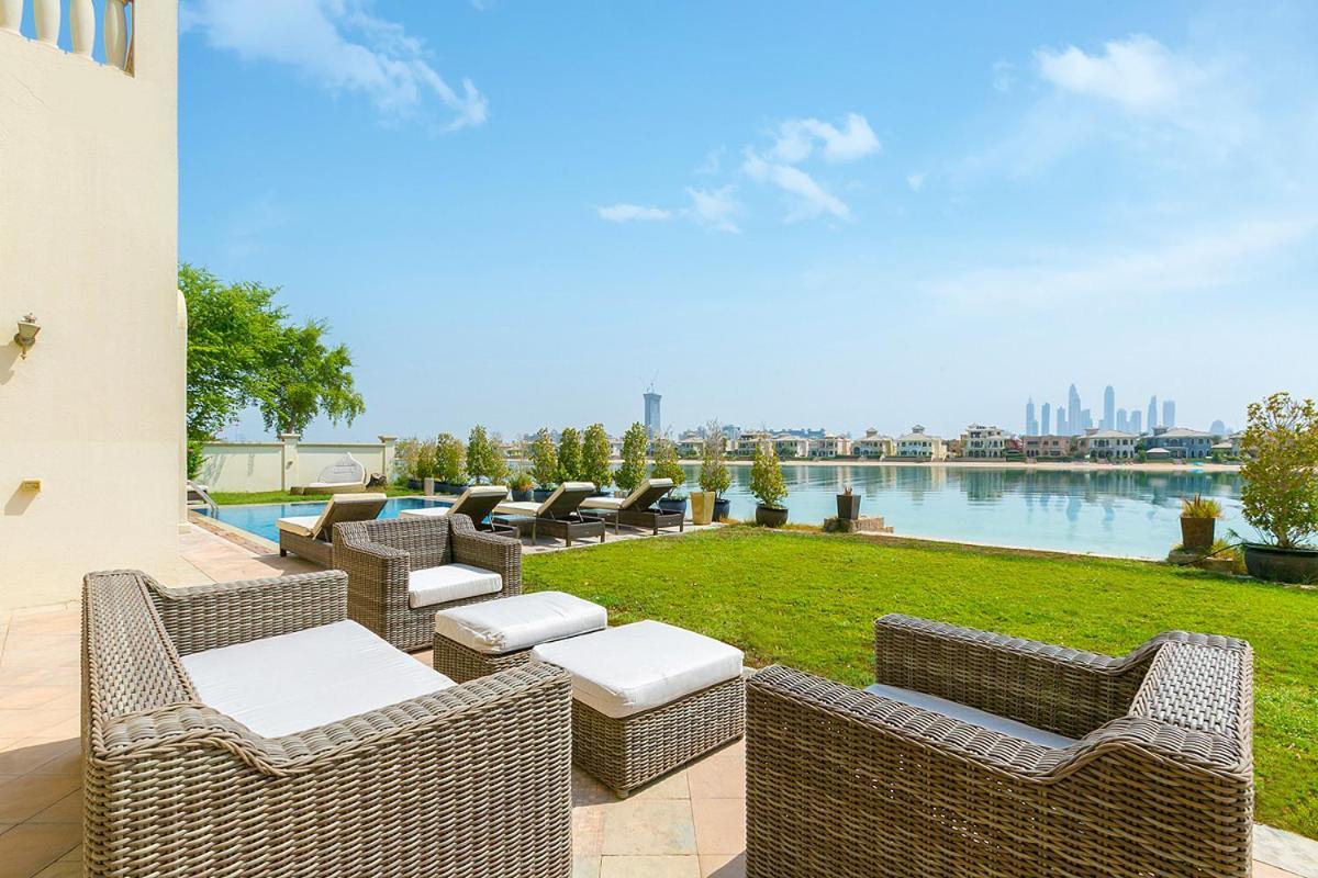 Kennedy Towers Signature K Villa Beach Mansion Dubai Exterior foto